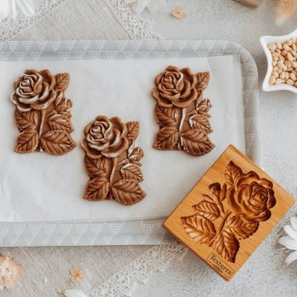 画像1: 薔薇/Rose*wood gingerbread cookie mold (1)