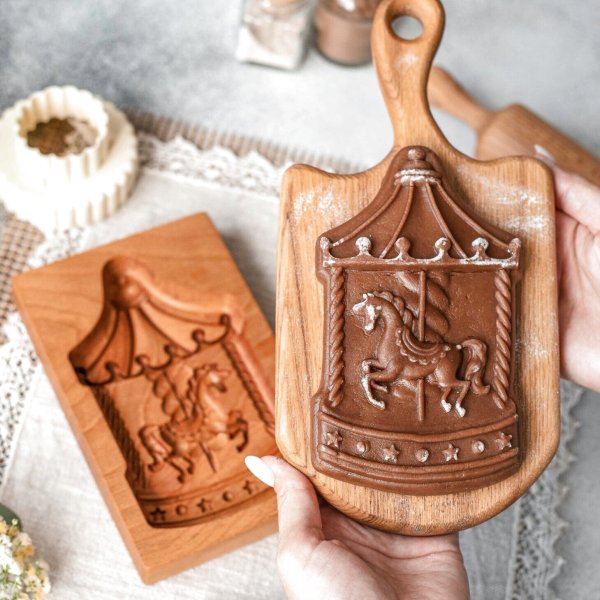 画像1: メリーゴーランド/Carousel*wood gingerbread cookie mold (1)