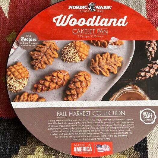 直輸入/数量限定】Woodland Cakelet Pan/木の実のケーキの型 - decora